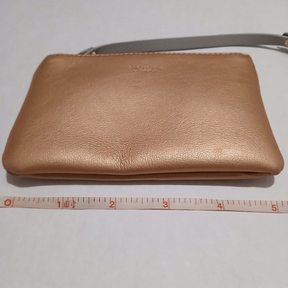 Zara Basic Collection Gold Tone Small Wristlet Zi… - image 3